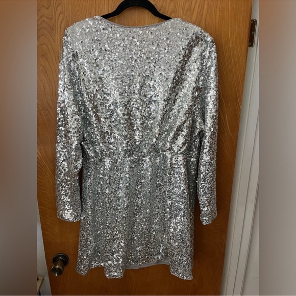 H&M Silver Sequin Dress - Picture 2 of 15